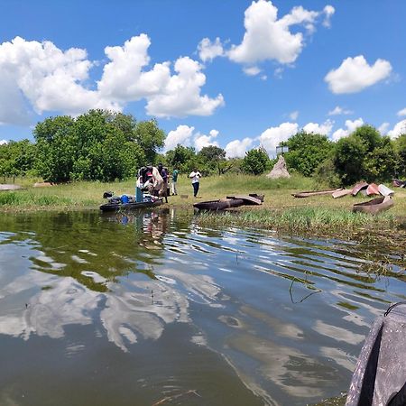 Golentle Home Stay Maun ภายนอก รูปภาพ