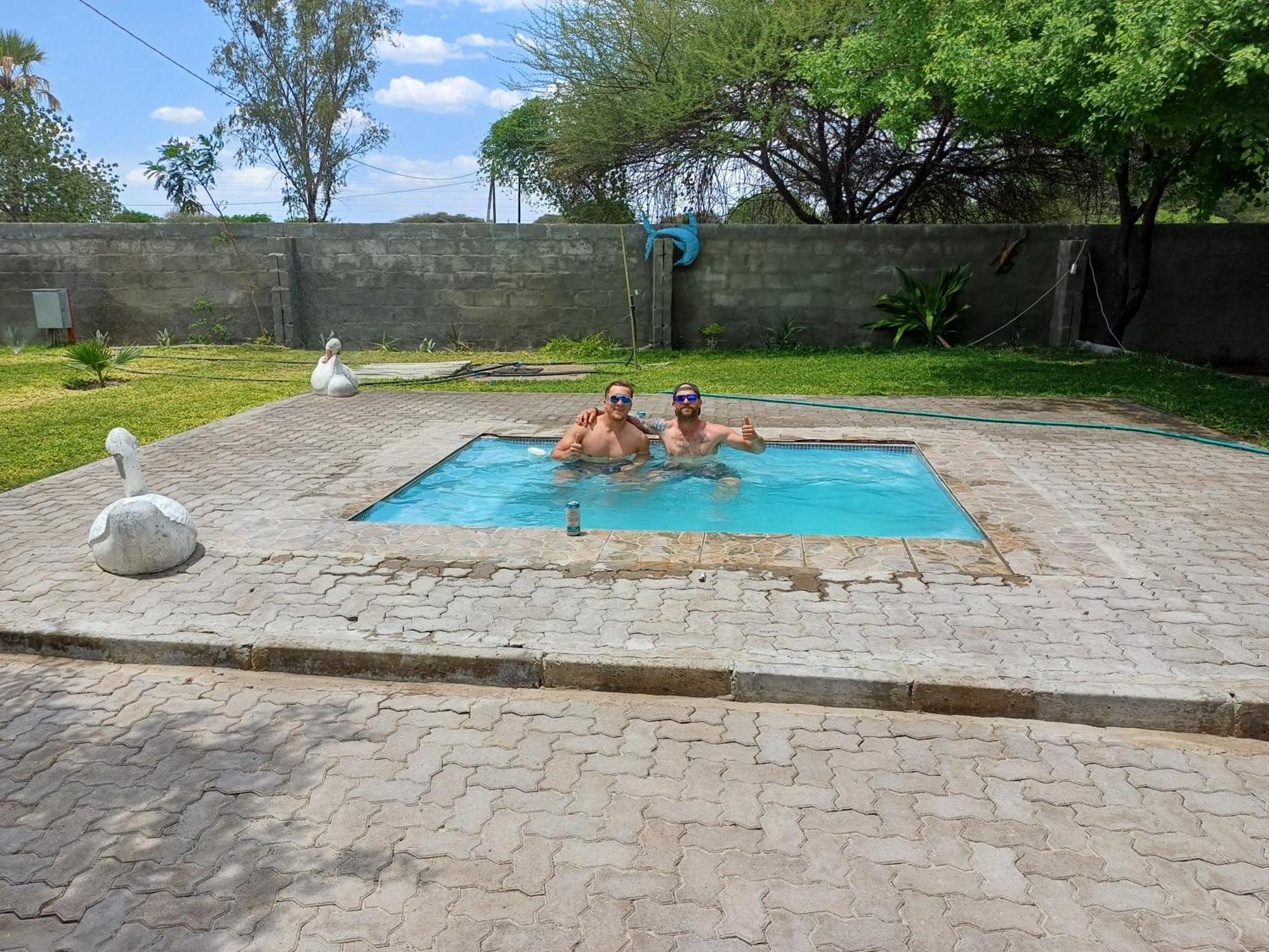 Golentle Home Stay Maun ภายนอก รูปภาพ